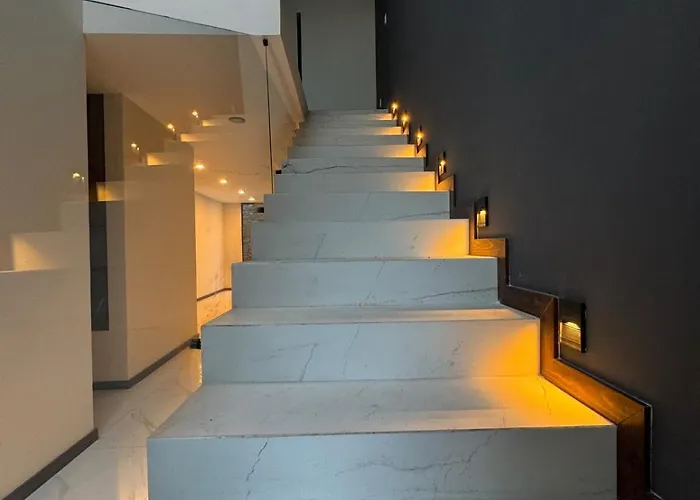 Large House In An Exclusive Area *