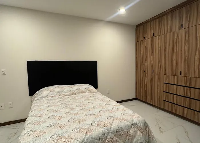 Apartamento Large House In An Exclusive Area *